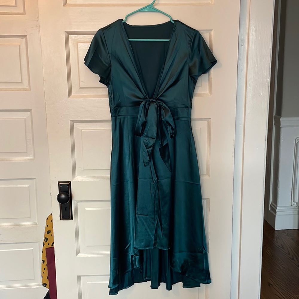 Lulu’s Silk Forest Green MIDI Dress